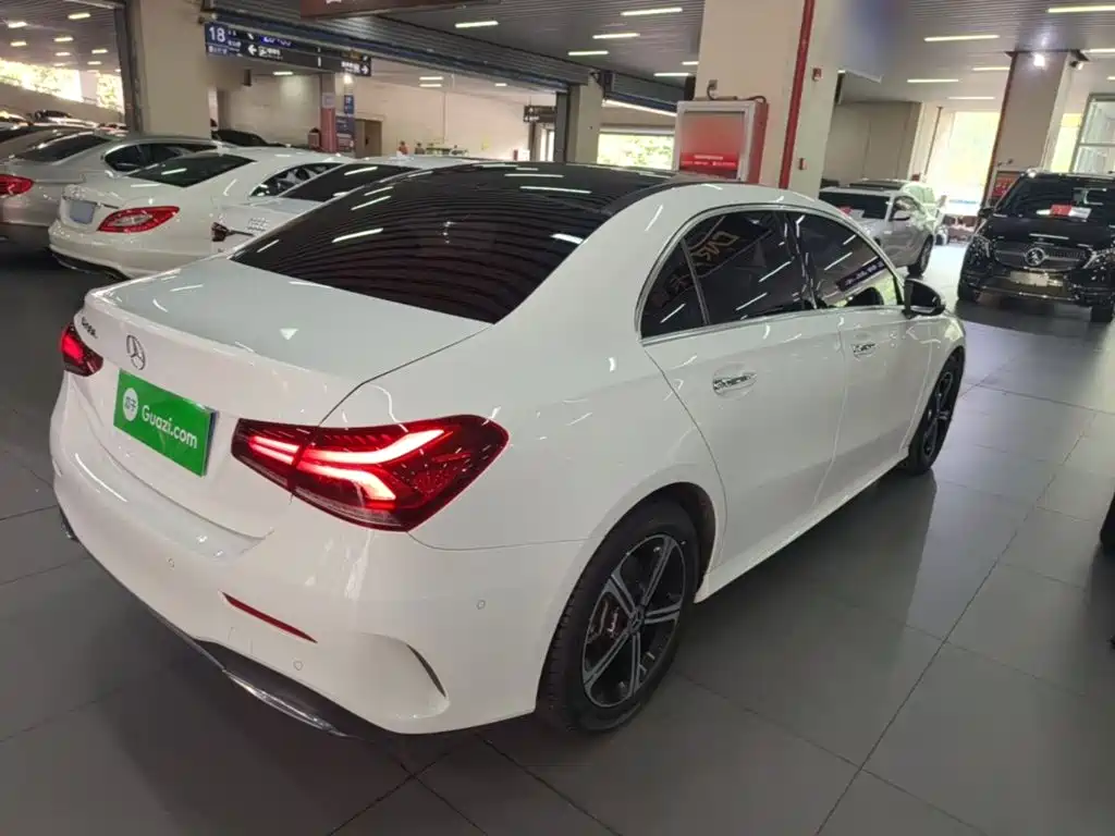 Mercedes-Benz A-Class — фото 7