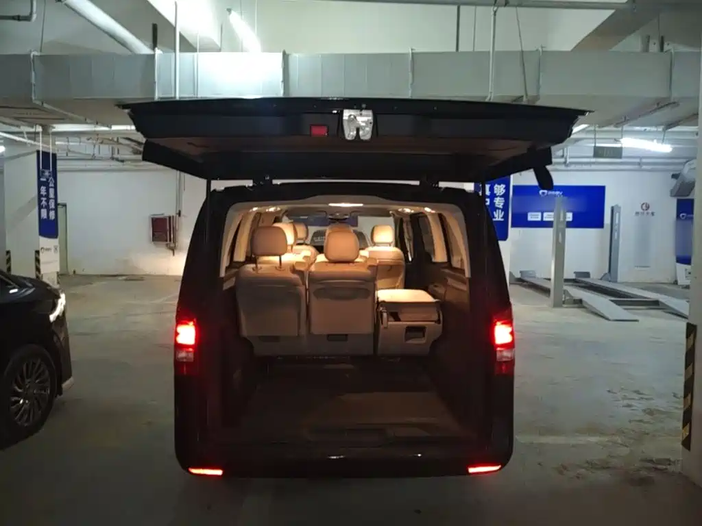 Mercedes-Benz Vito — фото 19