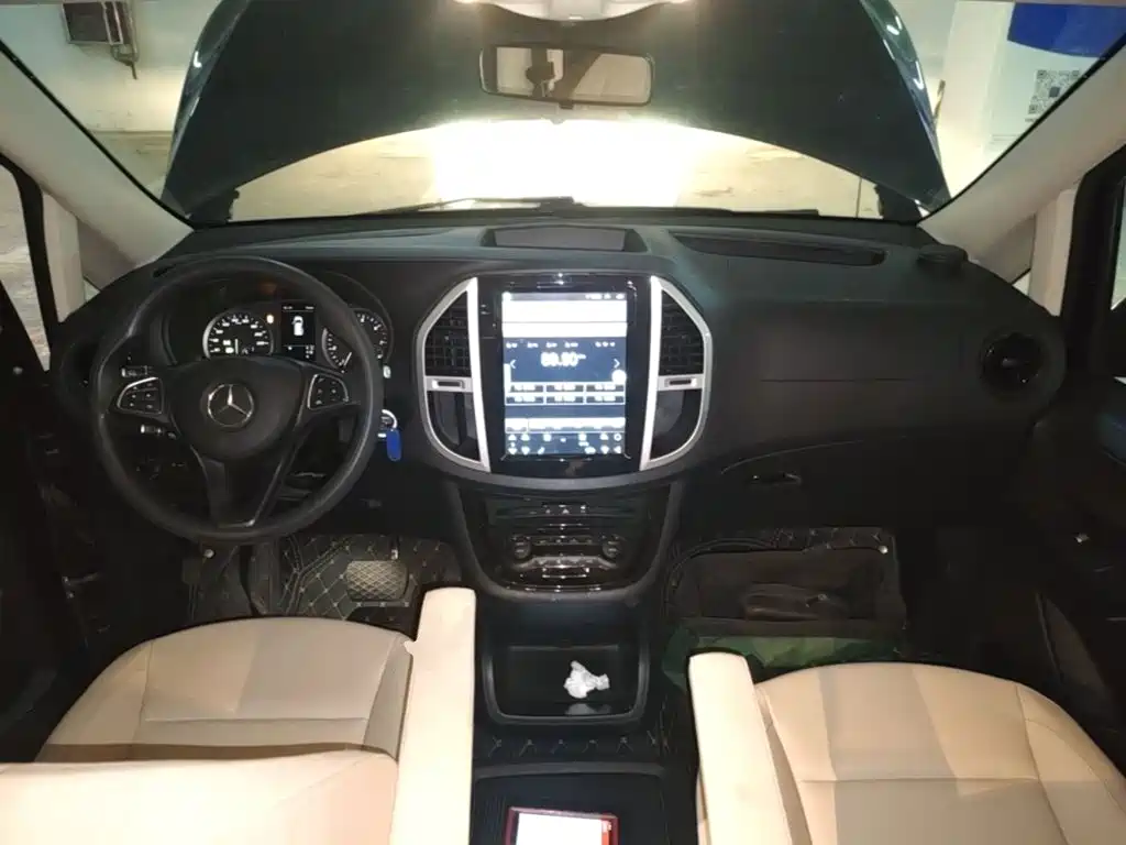 Mercedes-Benz Vito — фото 10