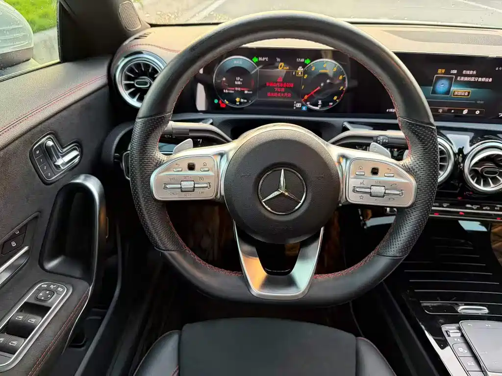 Mercedes-Benz CLA (Import) — фото 8