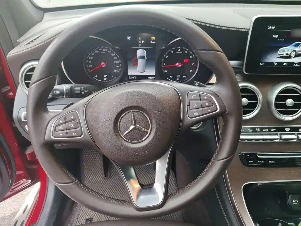 Mercedes-Benz GLC — фото 11
