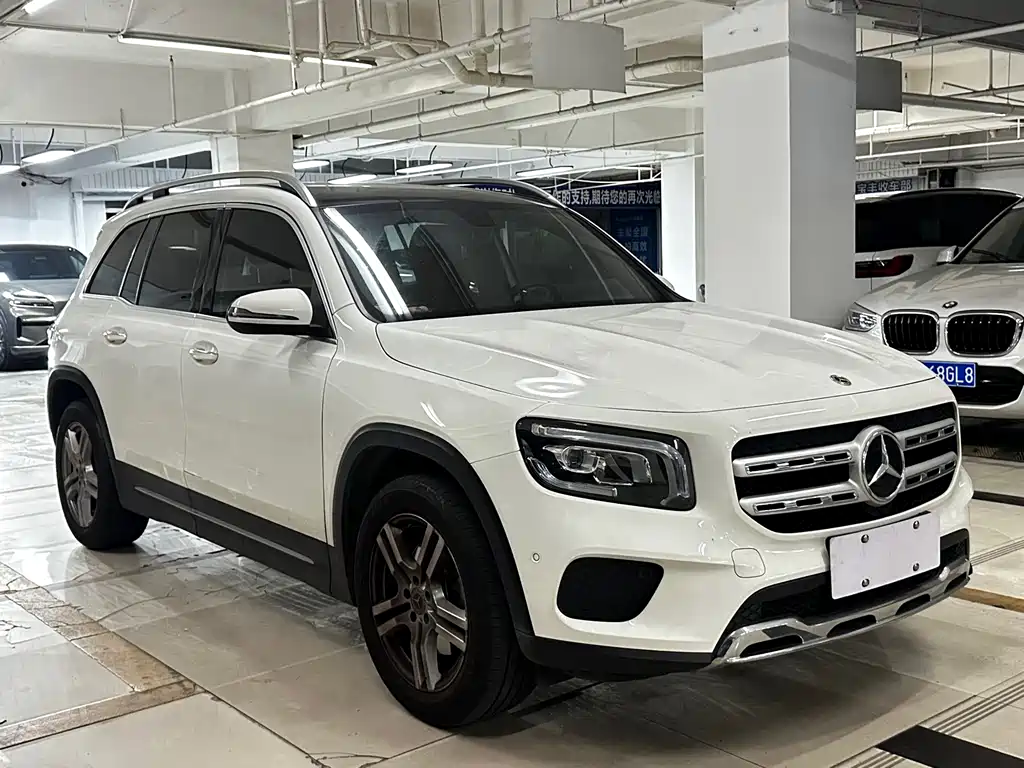 Mercedes-Benz GLB — фото 3