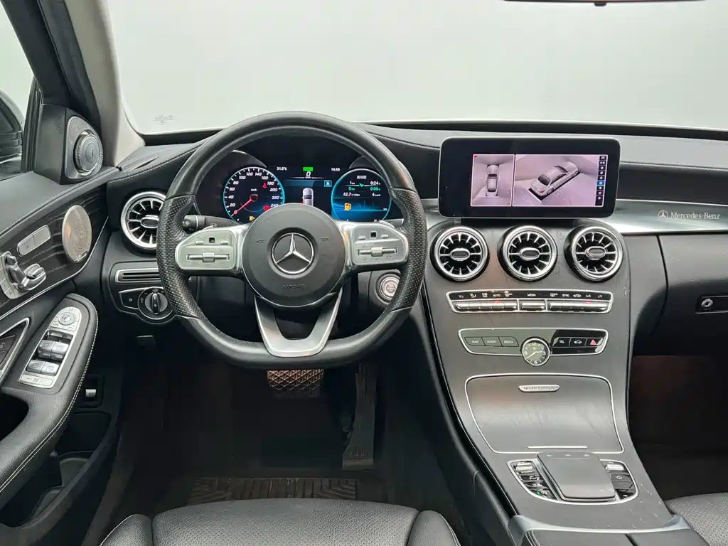 Mercedes-Benz C-Class — фото 20