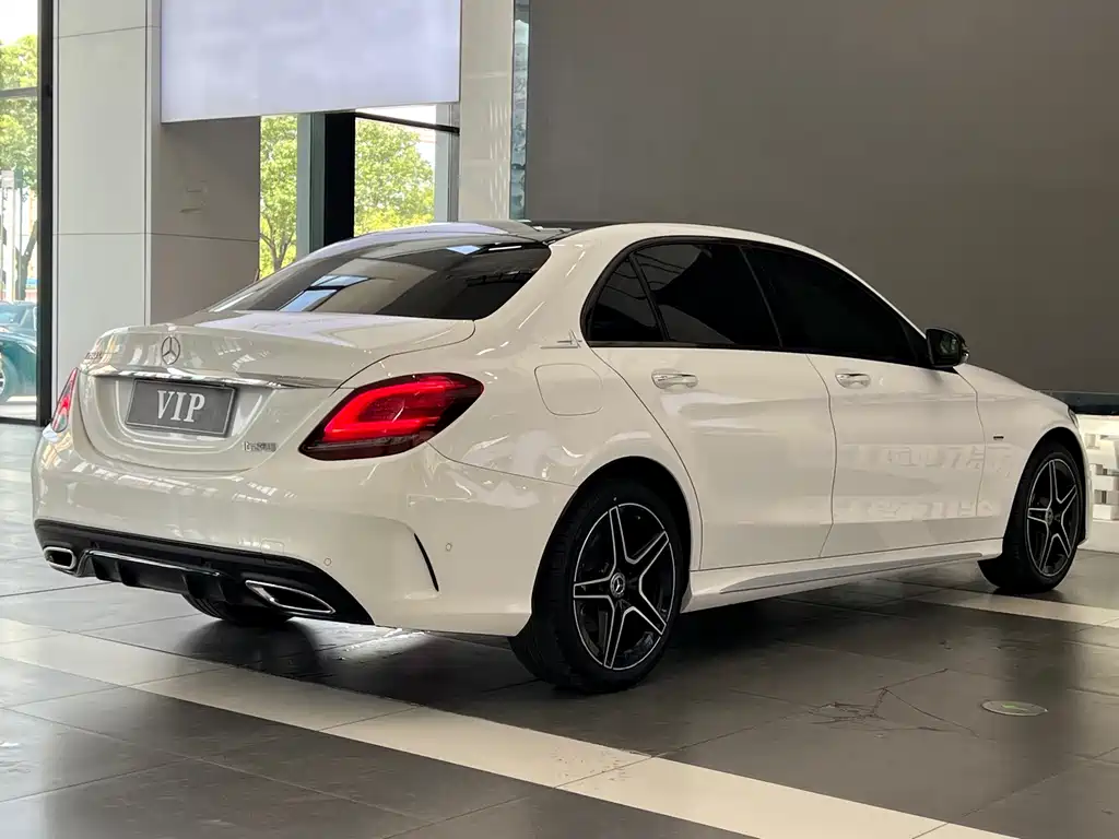 Mercedes-Benz C-Class — фото 4