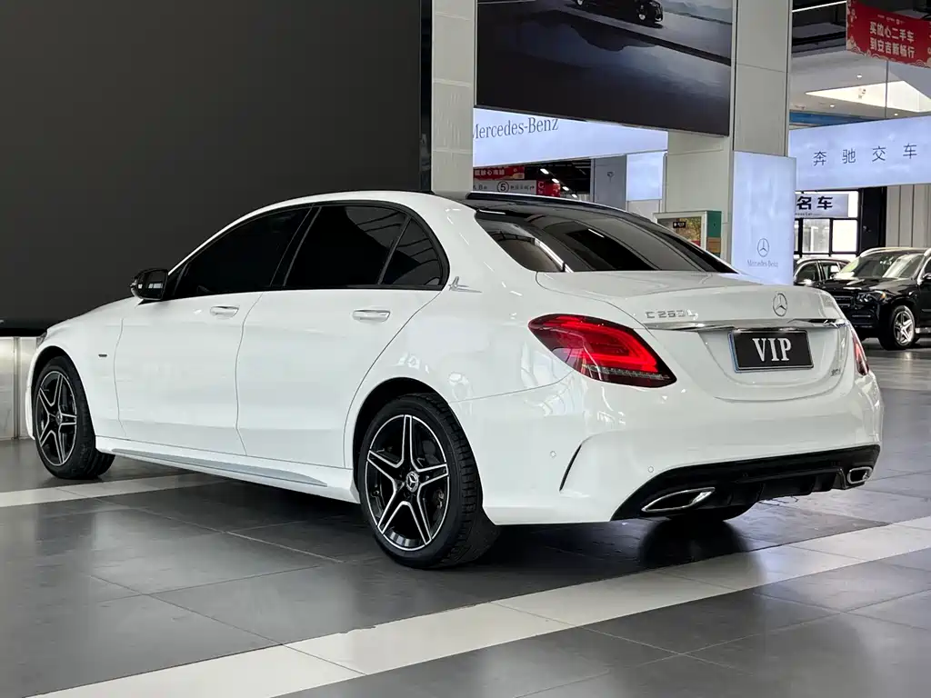 Mercedes-Benz C-Class — фото 6