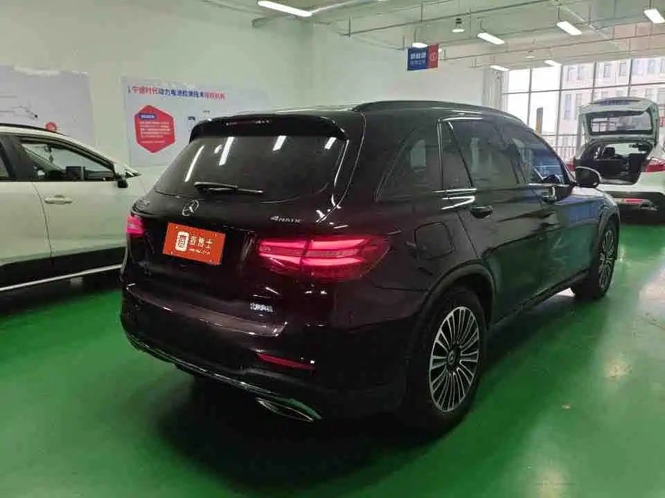 Mercedes-Benz GLC — фото 10