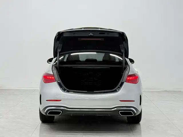 Mercedes-Benz C-Class — фото 11
