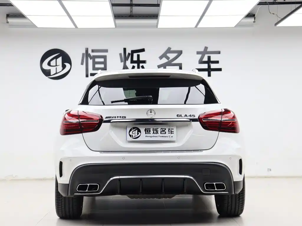 Mercedes-Benz GLA AMG — фото 26