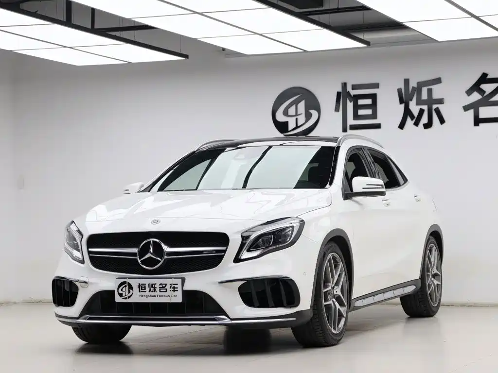 Mercedes-Benz GLA AMG — фото 30