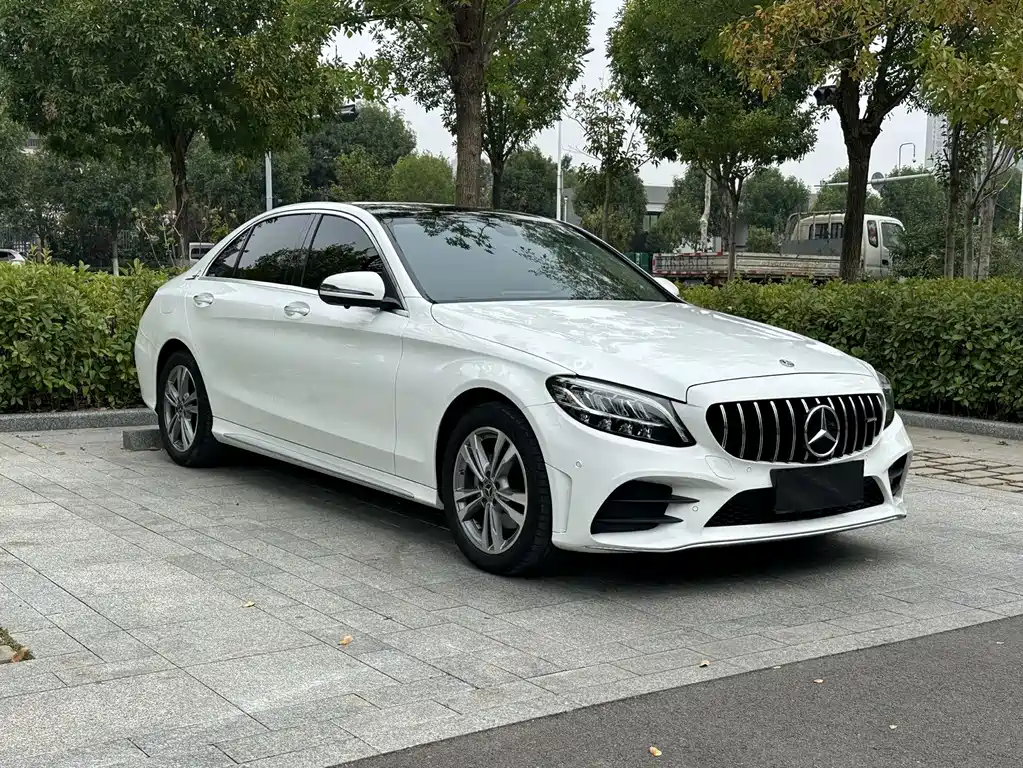Mercedes-Benz C-Class — фото 3