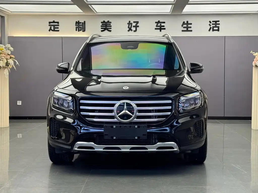Mercedes-Benz GLB — фото 2