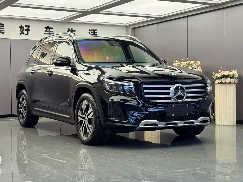 Mercedes-Benz GLB — фото 3
