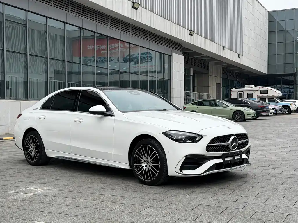 Mercedes-Benz C-Class — фото 2