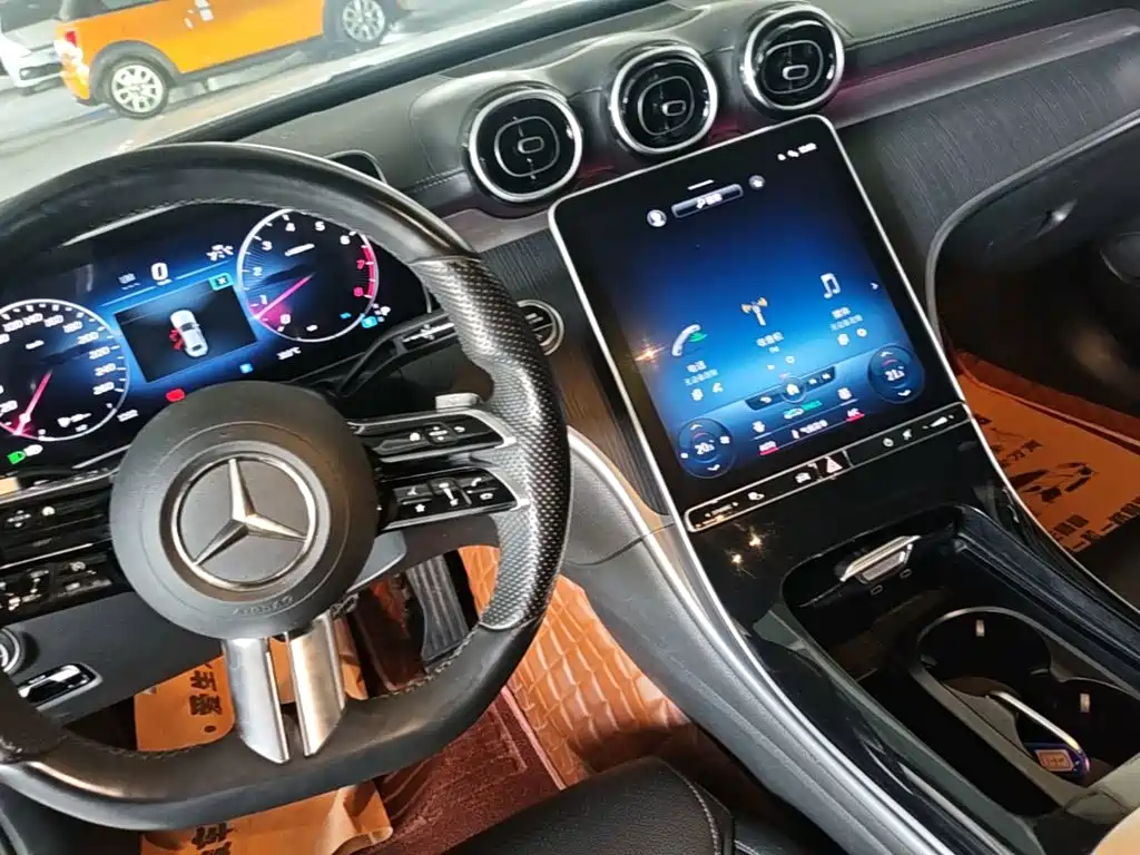 Mercedes-Benz C-Class — фото 14