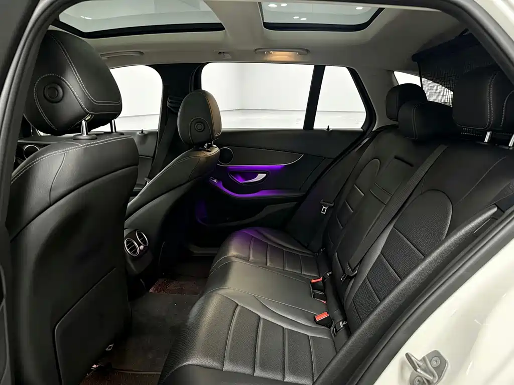 Mercedes-Benz C-Class (Import) — фото 6