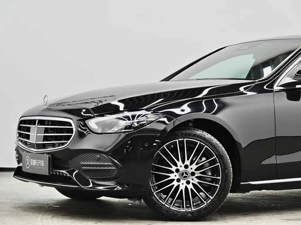 Mercedes-Benz C-Class — фото 25