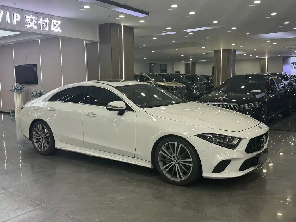 Mercedes-Benz CLS — фото 3