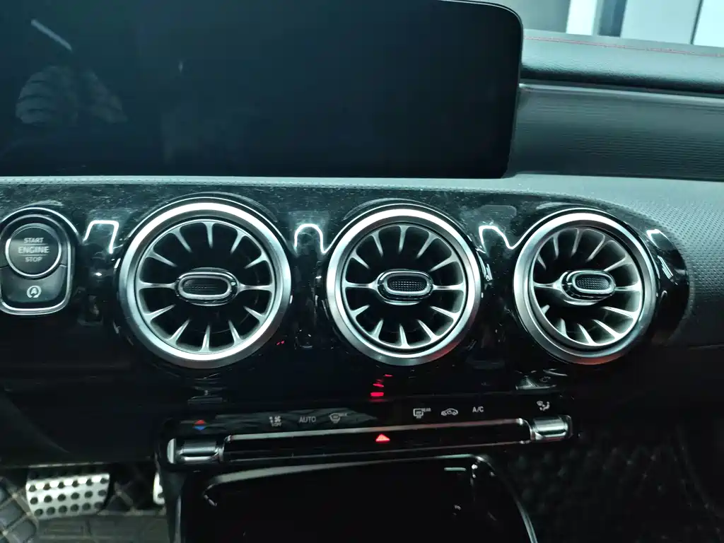 Mercedes-Benz A-Class AMG — фото 11