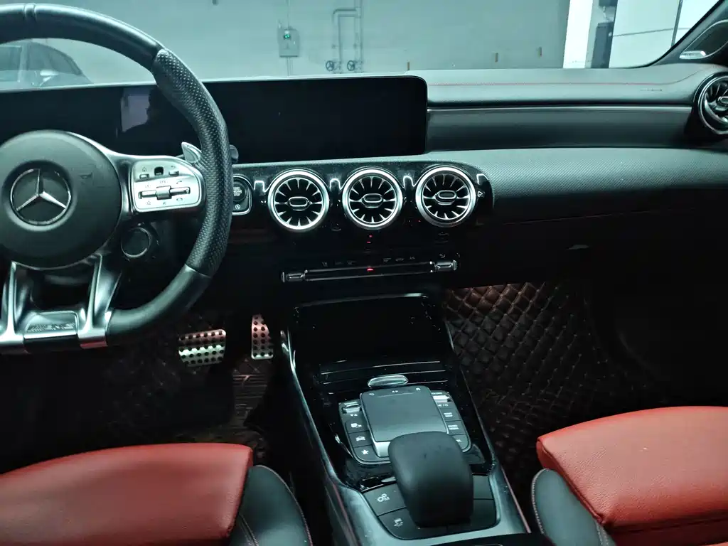 Mercedes-Benz A-Class AMG — фото 6