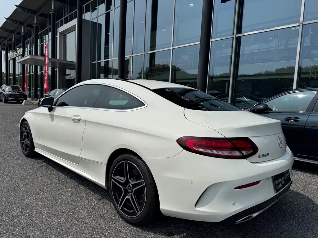 Mercedes-Benz C-Class (Import) — фото 4