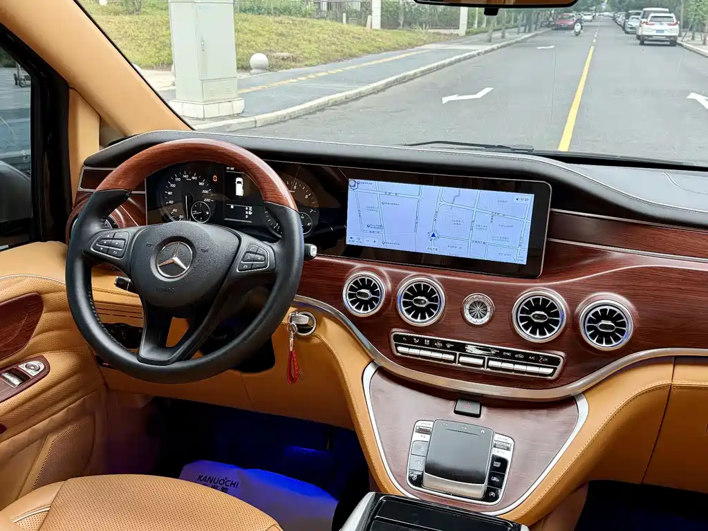 Mercedes-Benz Vito — фото 13