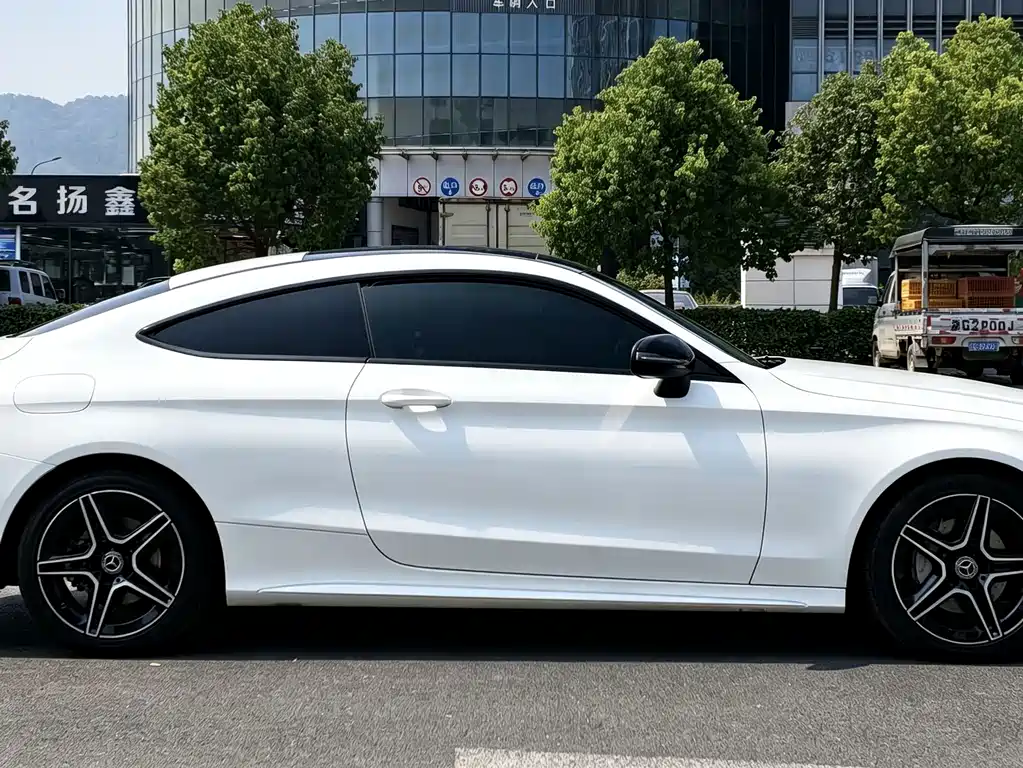 Mercedes-Benz C-Class (Import) — фото 10