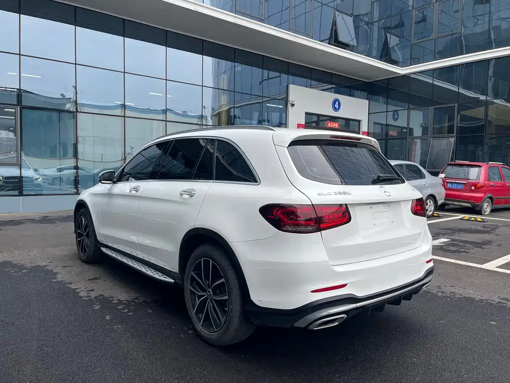 Mercedes-Benz GLC — фото 7