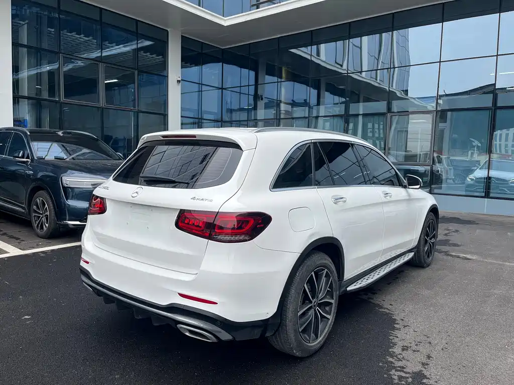 Mercedes-Benz GLC — фото 9