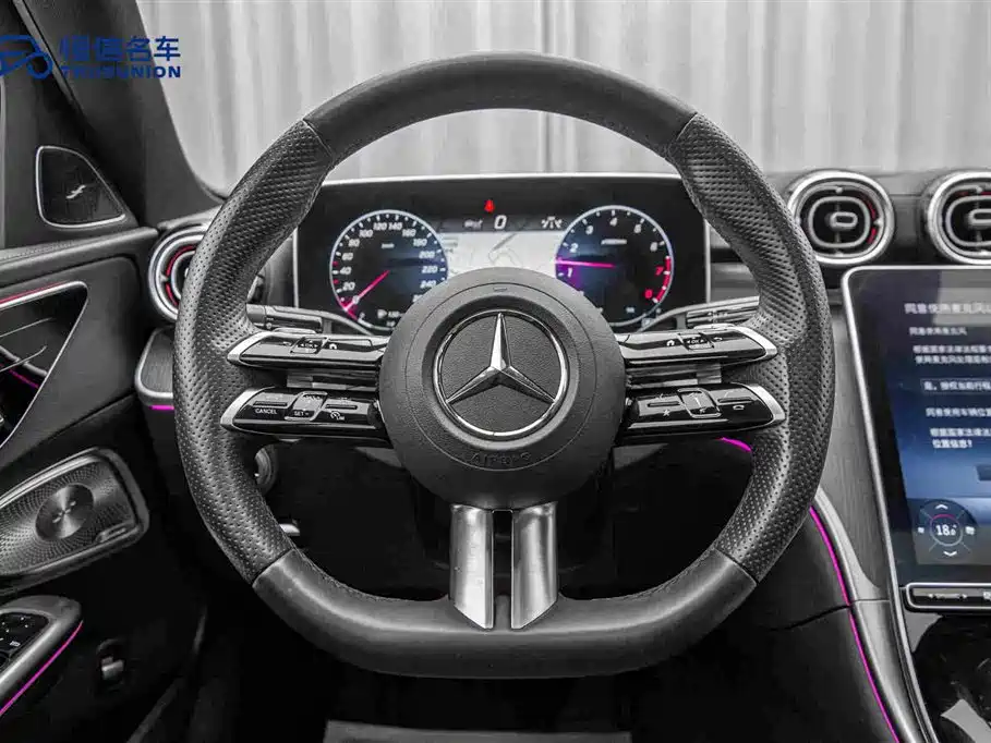 Mercedes-Benz C-Class — фото 17