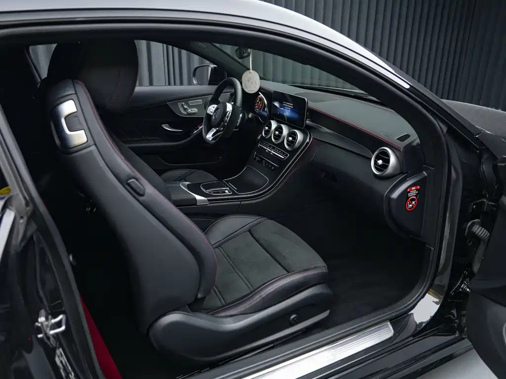 Mercedes-Benz C-Class (Import) — фото 17