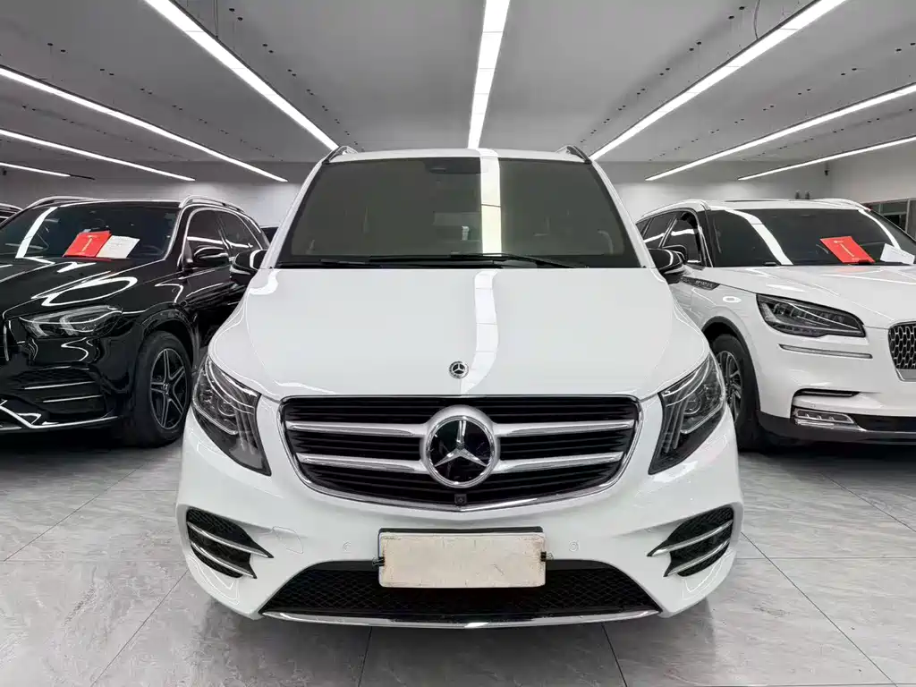 Mercedes-Benz V-Class — фото 2