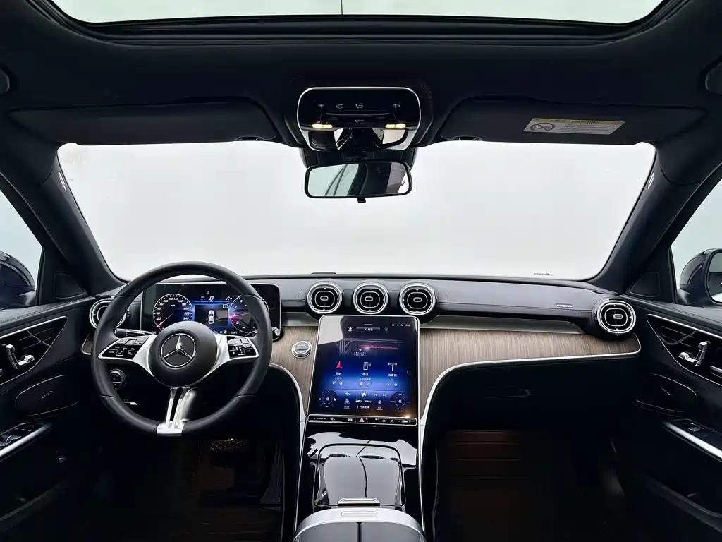 Mercedes-Benz C-Class — фото 10
