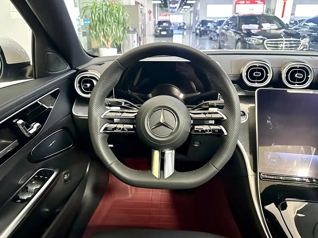 Mercedes-Benz C-Class — фото 14