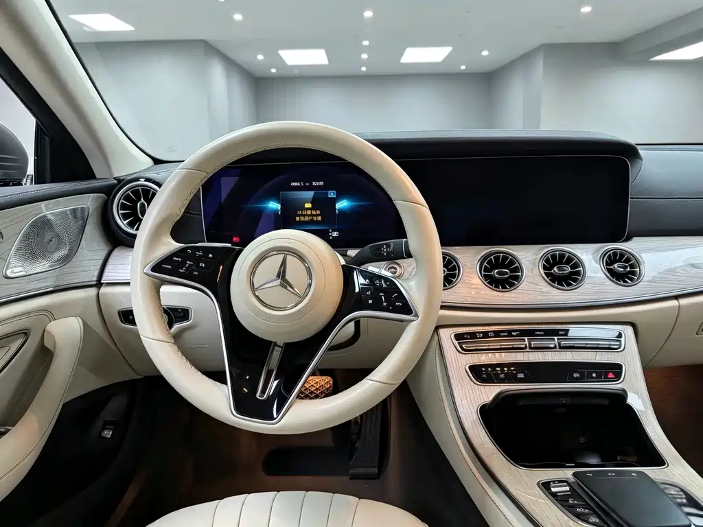 Mercedes-Benz CLS — фото 7