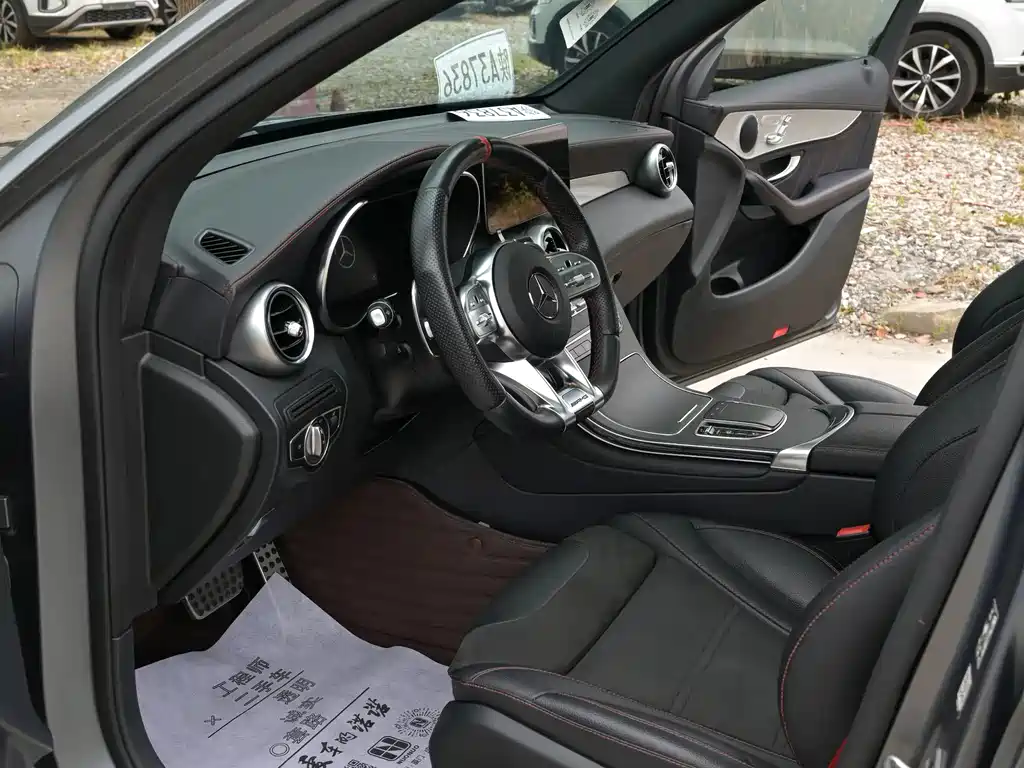 Mercedes-Benz GLC AMG — фото 7