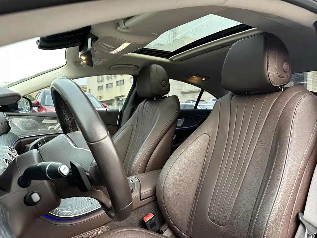 Mercedes-Benz CLS — фото 14