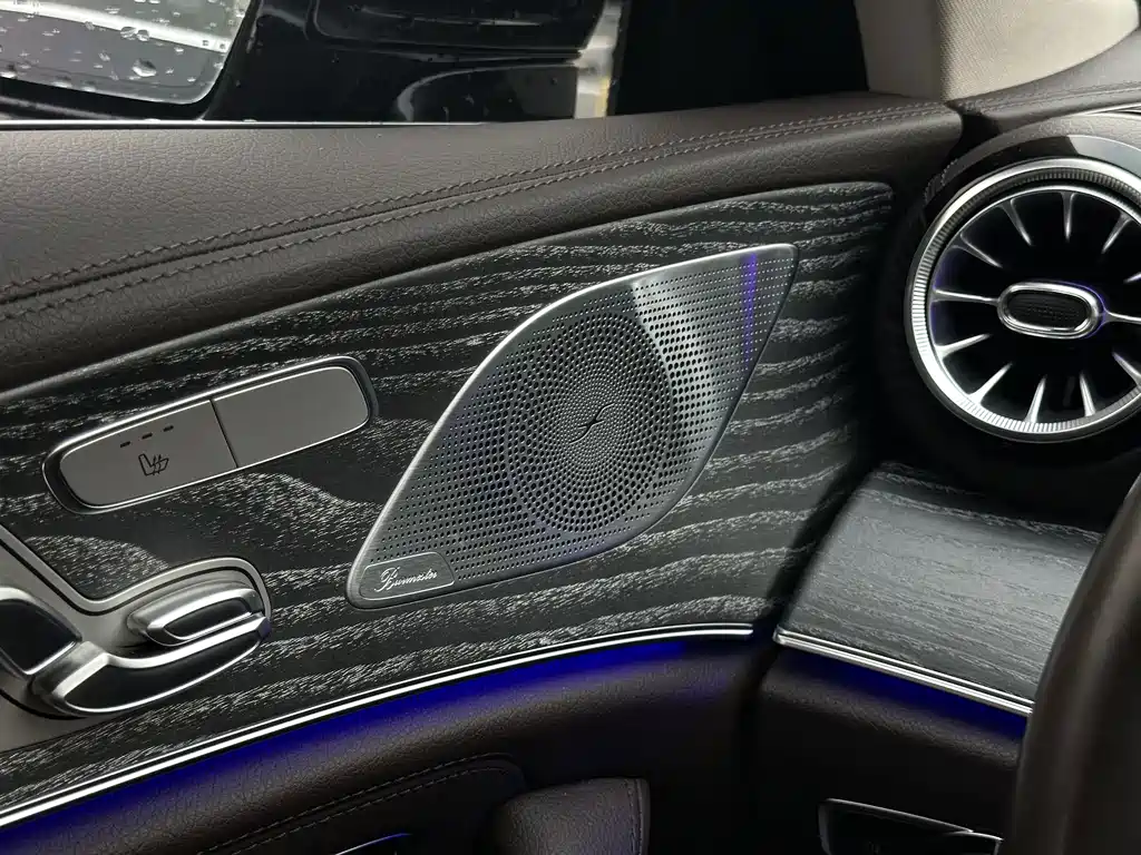 Mercedes-Benz CLS — фото 21