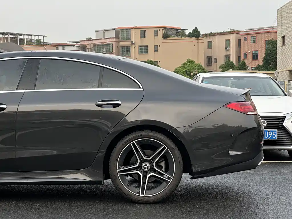 Mercedes-Benz CLS — фото 8
