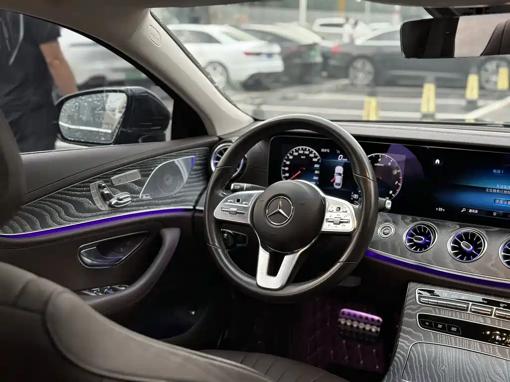 Mercedes-Benz CLS — фото 10
