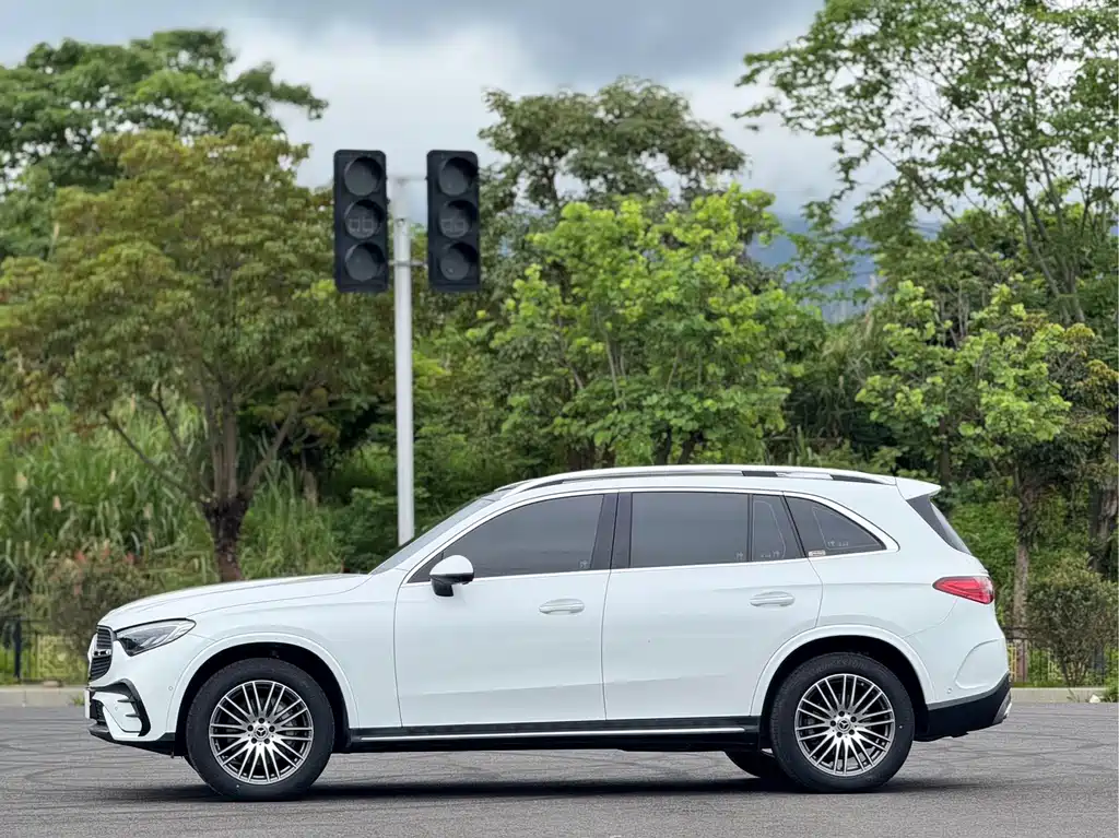Mercedes-Benz GLC — фото 20