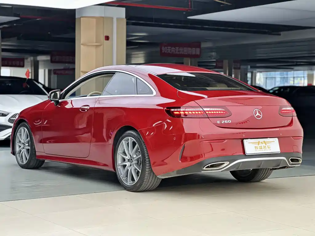 Mercedes-Benz E-Class (Import) — фото 3