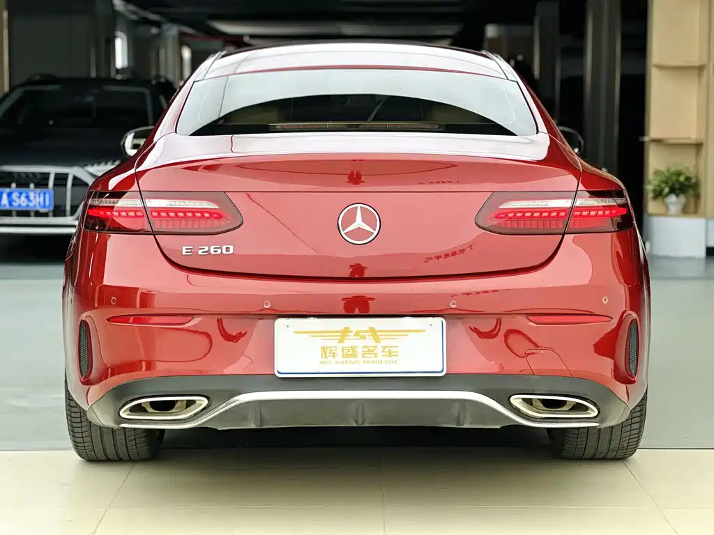 Mercedes-Benz E-Class (Import) — фото 4