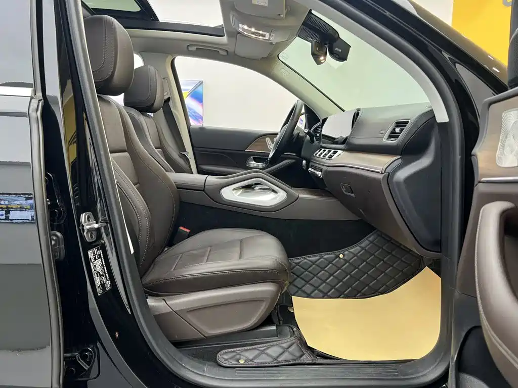 Mercedes-Benz GLE New Energy — фото 20