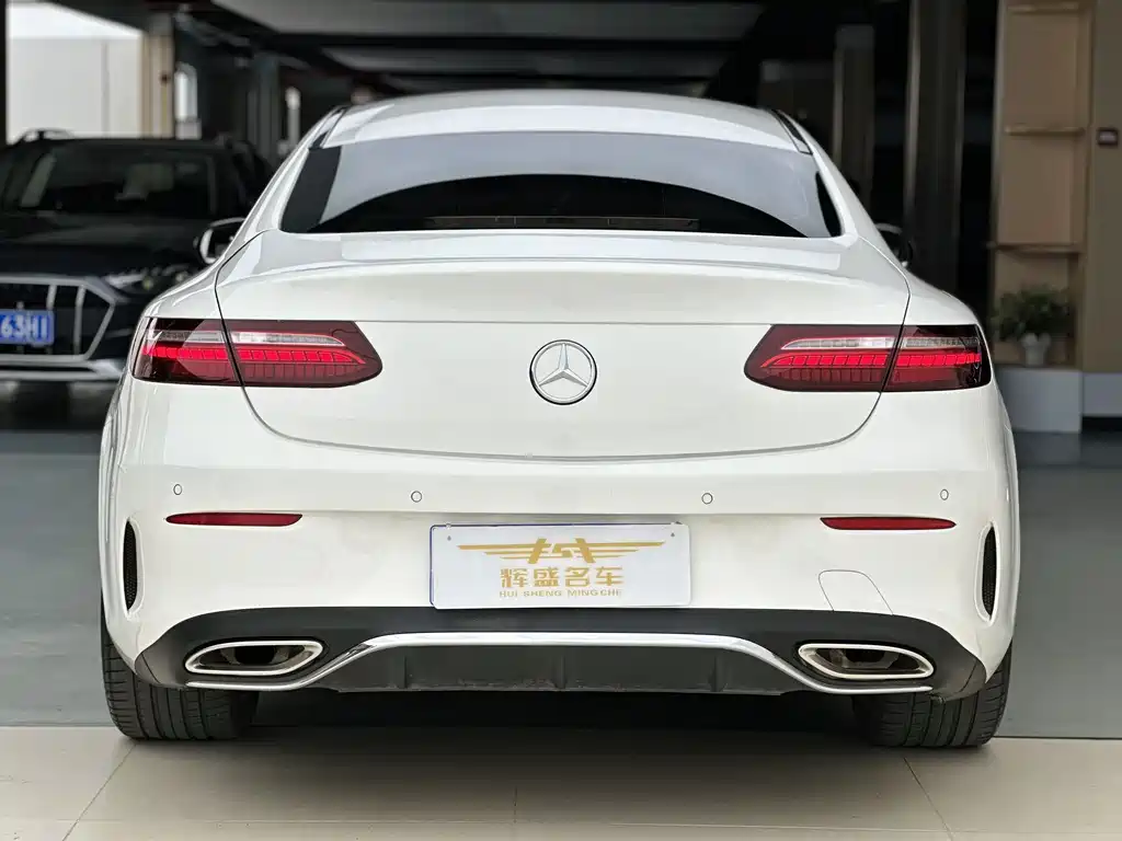 Mercedes-Benz E-Class (Import) — фото 4