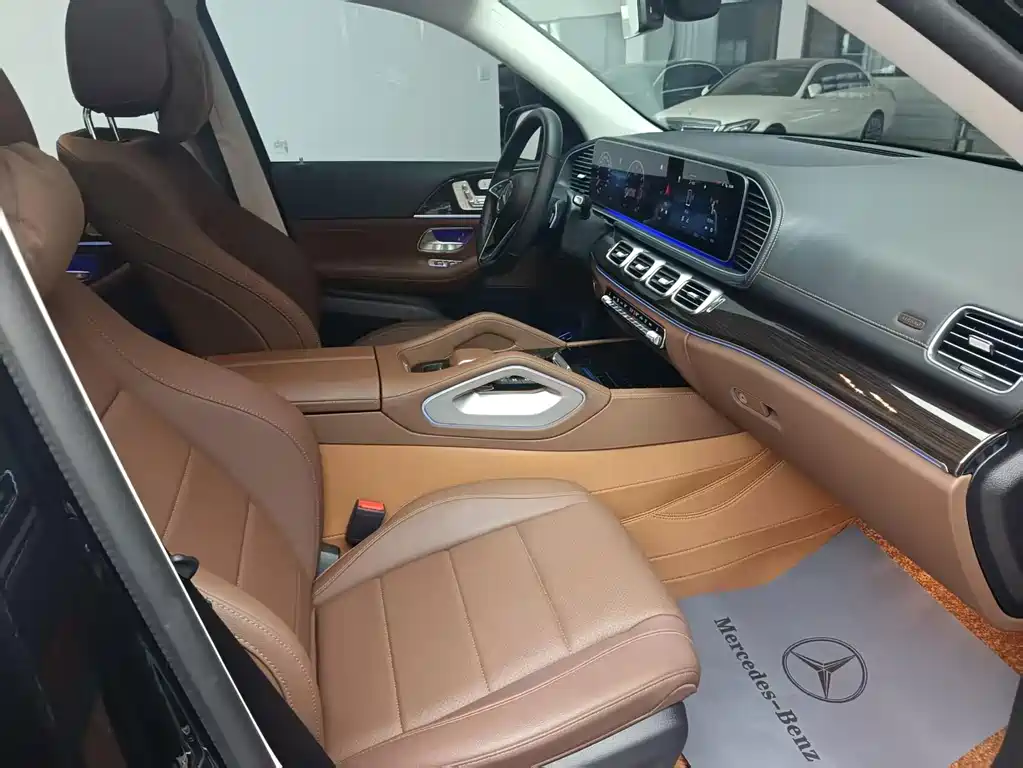 Mercedes-Benz GLE (Import) — фото 14