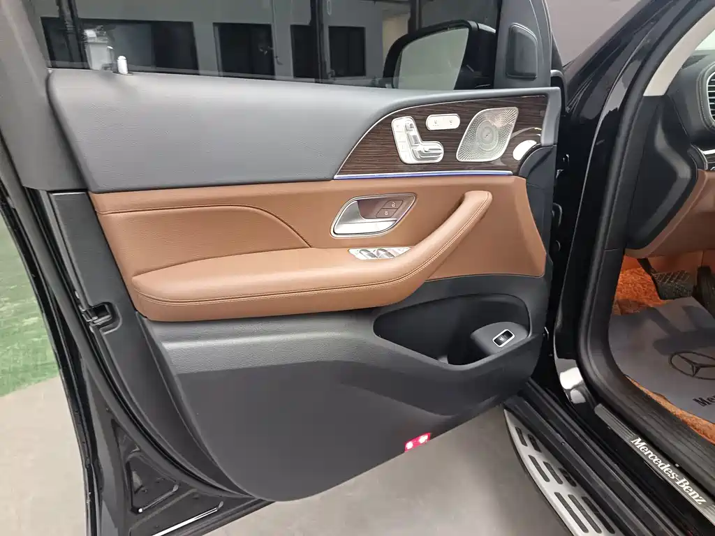 Mercedes-Benz GLE (Import) — фото 15