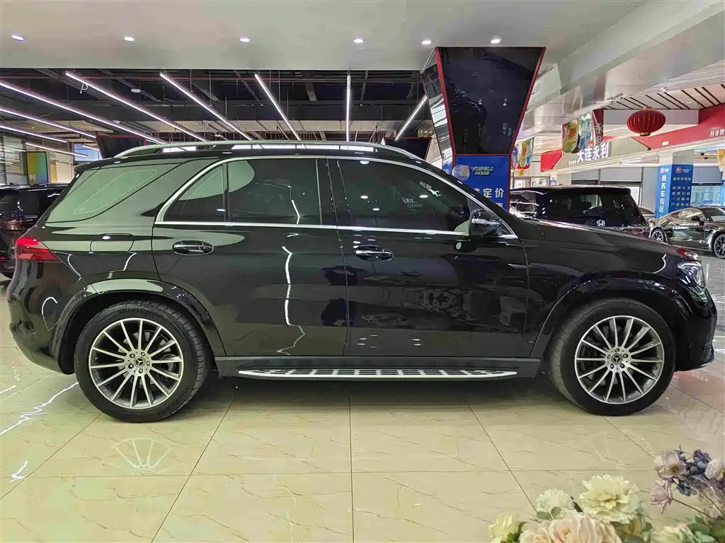 Mercedes-Benz GLE (Import) — фото 17