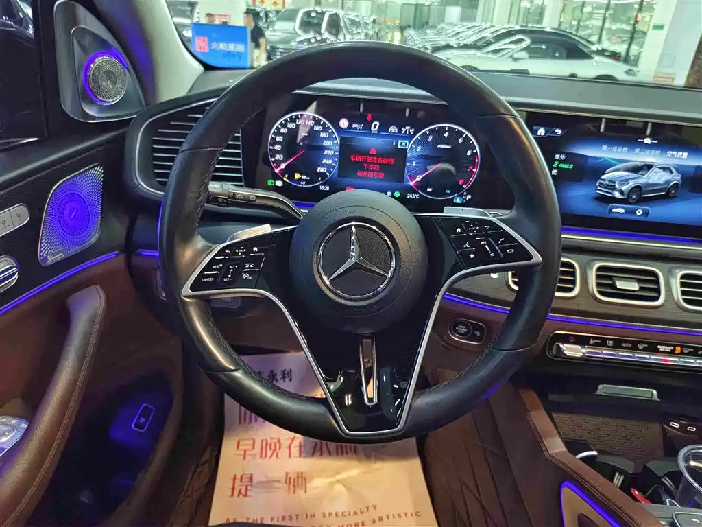 Mercedes-Benz GLE (Import) — фото 8