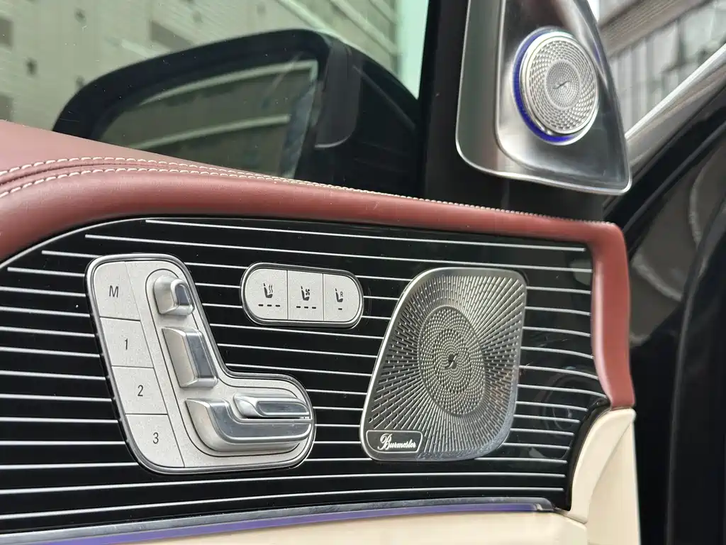 Mercedes-Benz GLS — фото 19
