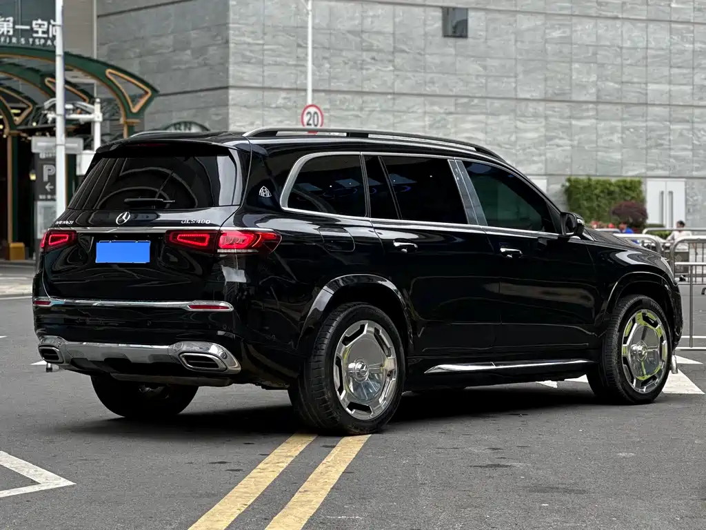 Mercedes-Benz GLS — фото 22